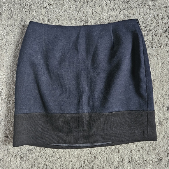 TAHARI SKIRT - Picture 5 of 9